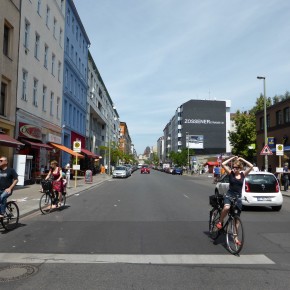 A l'occasion du quart de finale France-Allemagne, Berlin, page spéciale. A l'occasion du quart de finale France-Allemagne, Berlin, page spéciale.