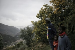 migrants-a-breil-sur-roya-le-25-octobre-2016-pres-de-menton-dans-la-vallee-de-la-roya